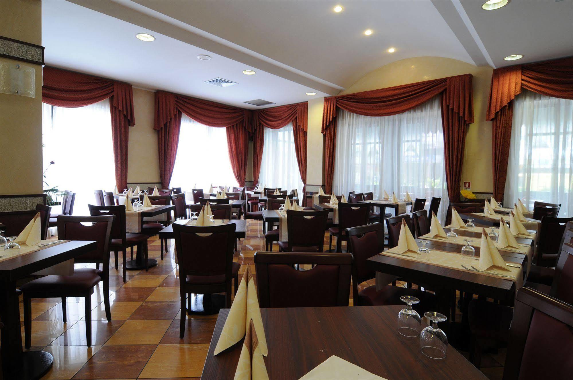 Hotel Dei Platani Rimini Eksteriør bilde
